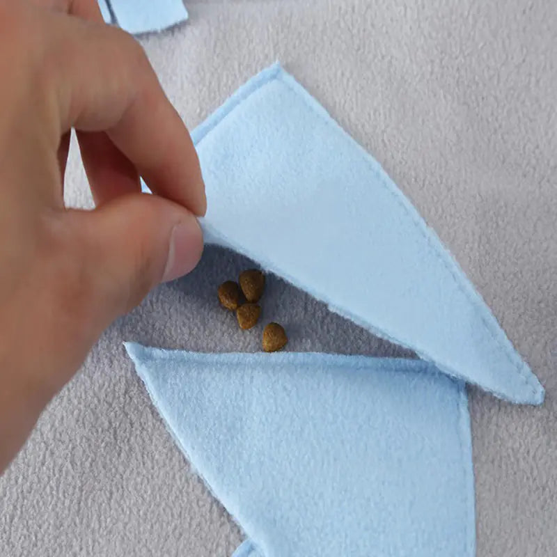 Pet Stress Relief Snuffle Mat for Dogs and Cats